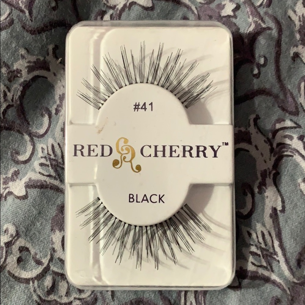 NWT Red Cherry False Lashes in style #41